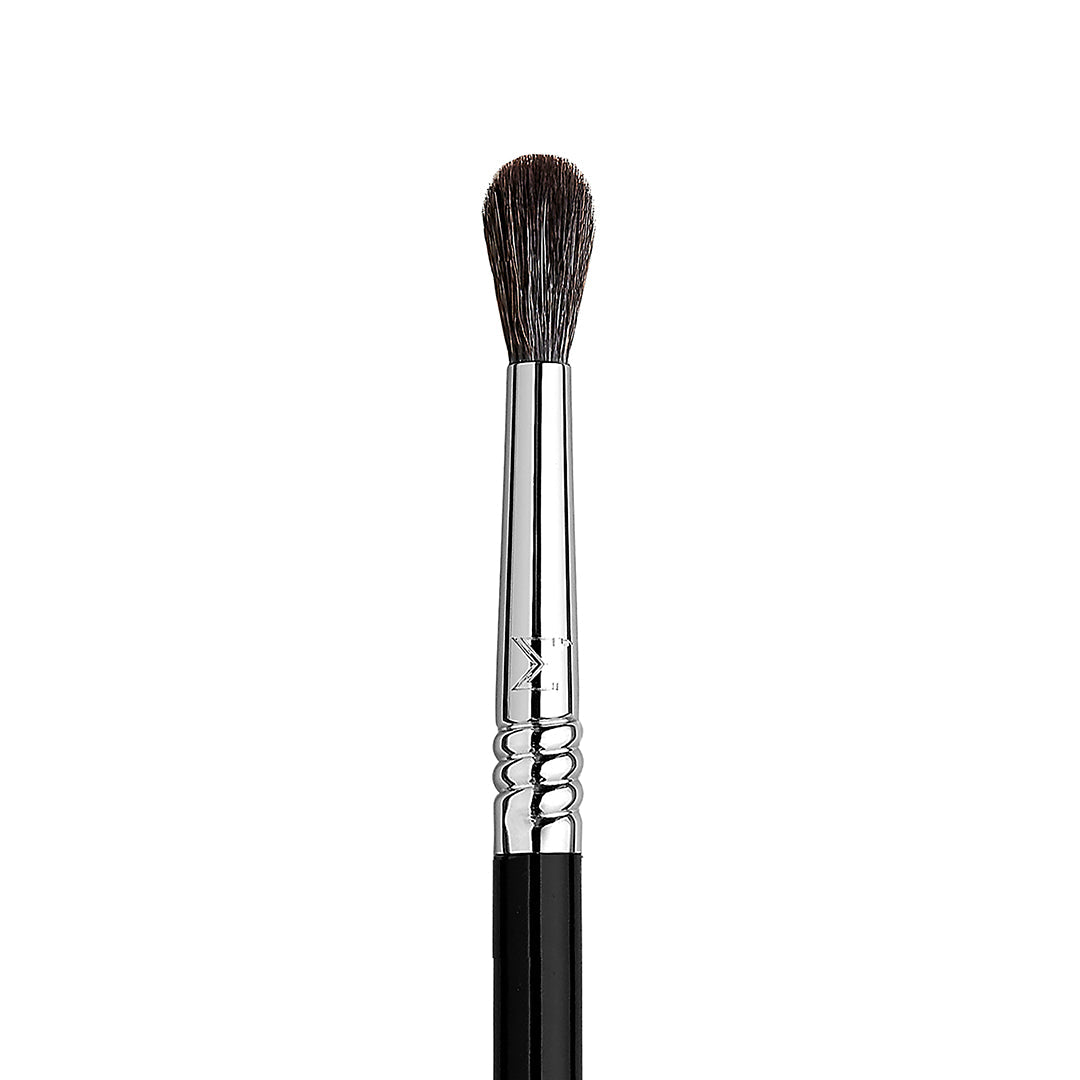 E33 DETAIL DIFFUSED CREASE™ BRUSH