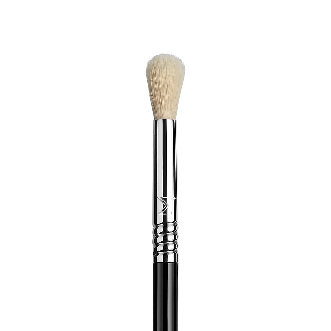E35 TAPERED BLENDING BRUSH